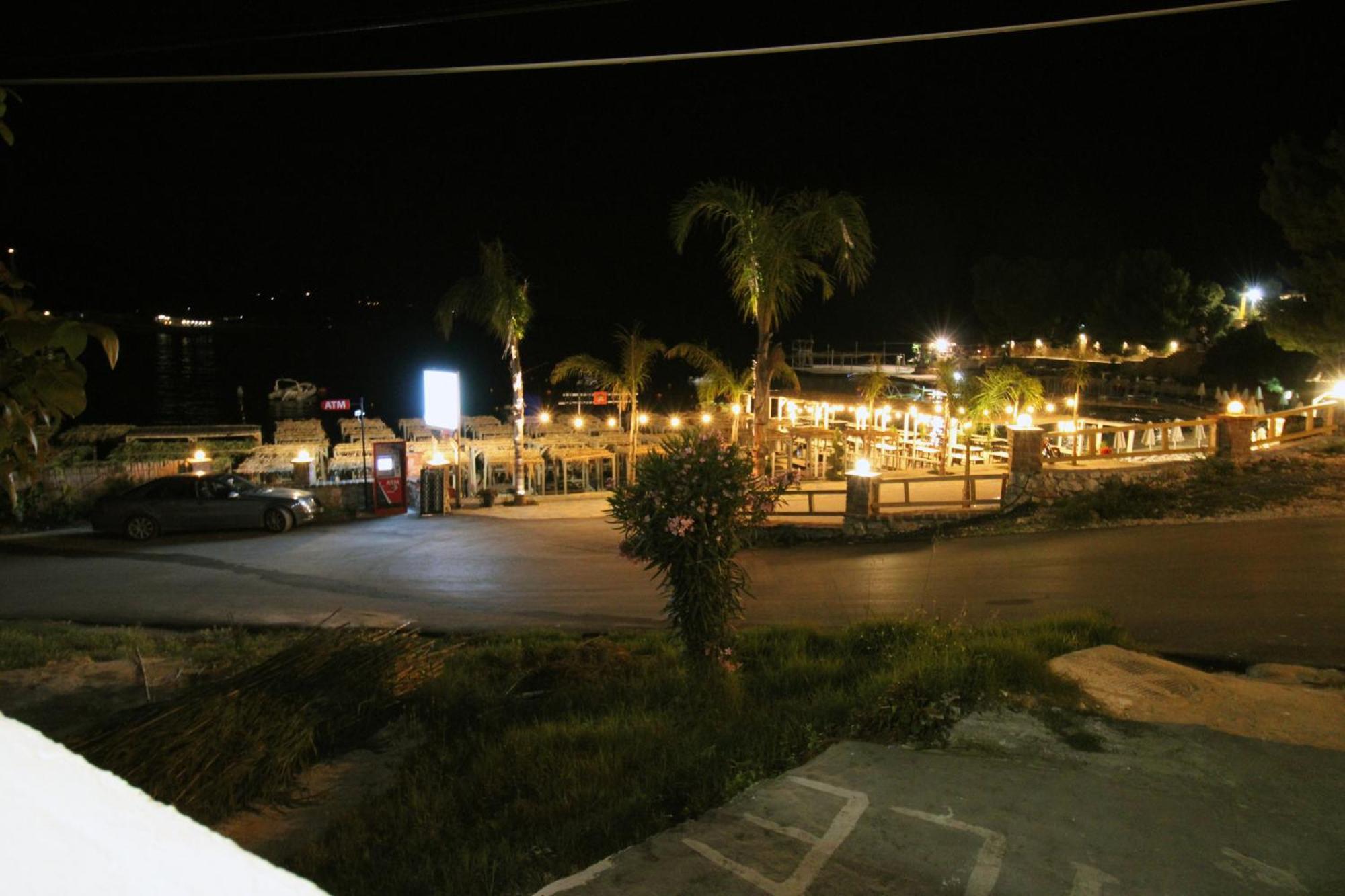 Melina'S Seaside Retreat Aparthotel Εξαμίλιο Εξωτερικό φωτογραφία