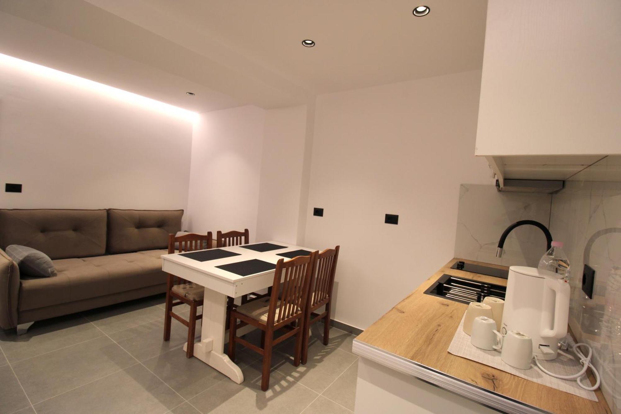 Melina'S Seaside Retreat Aparthotel Εξαμίλιο Εξωτερικό φωτογραφία
