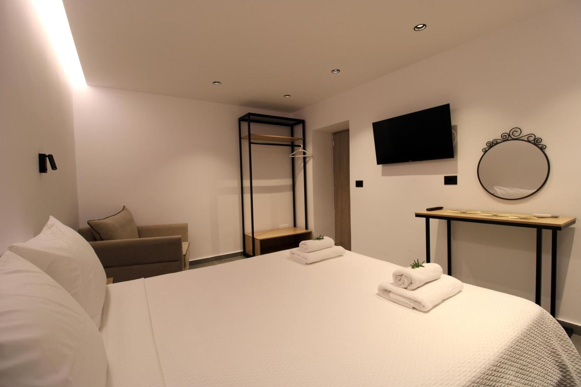 Melina'S Seaside Retreat Aparthotel Εξαμίλιο Εξωτερικό φωτογραφία