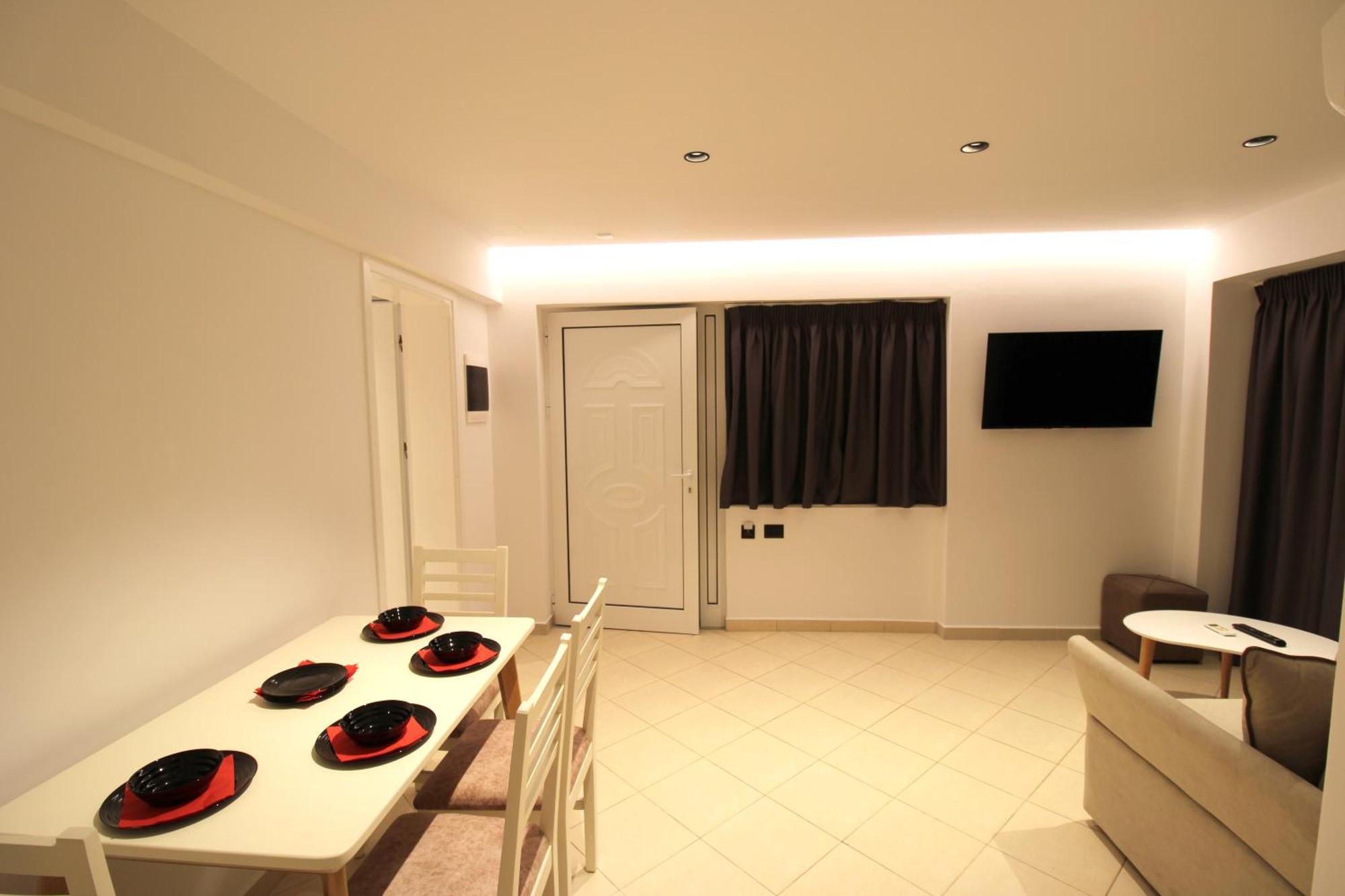 Melina'S Seaside Retreat Aparthotel Εξαμίλιο Εξωτερικό φωτογραφία