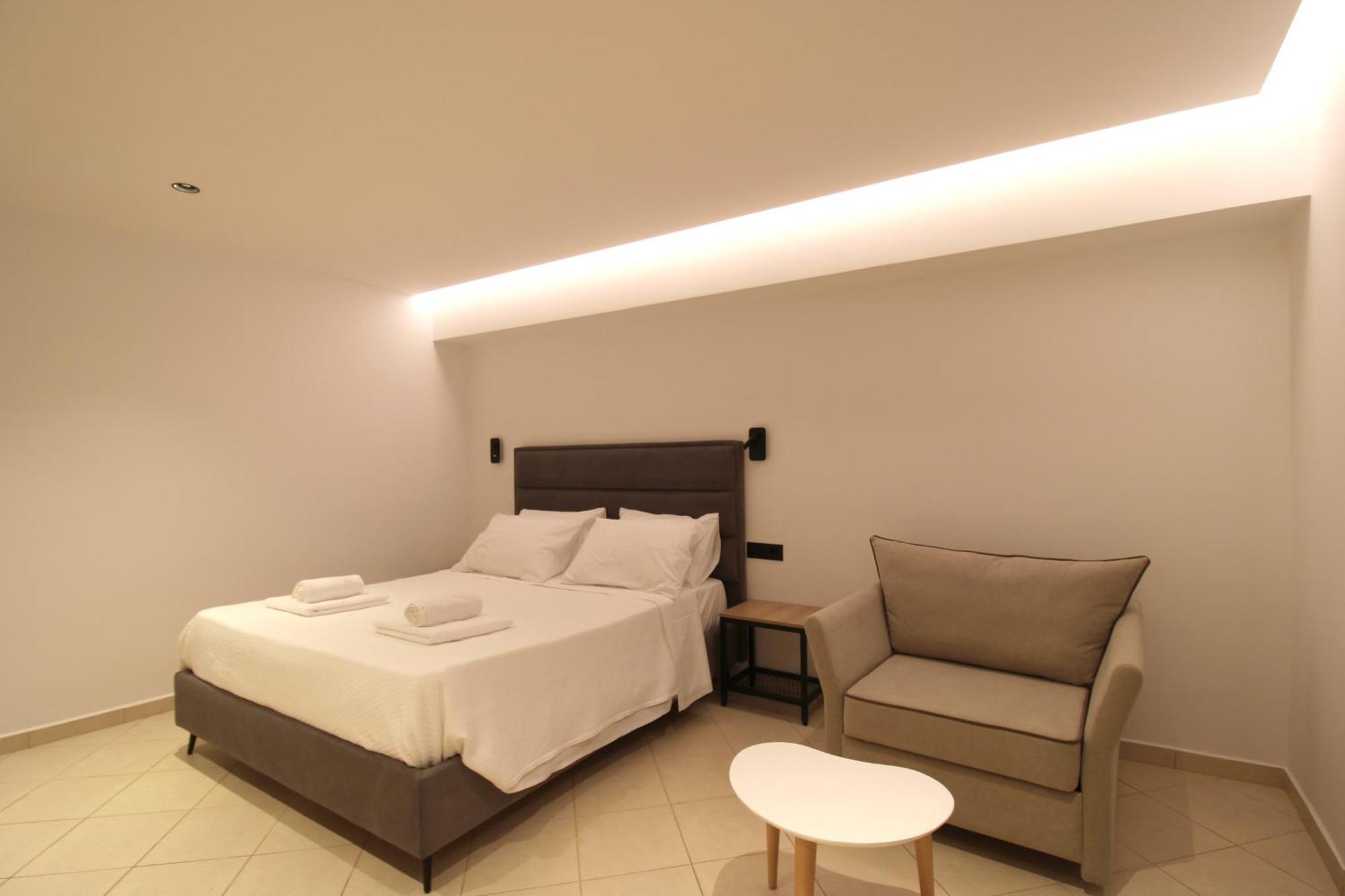 Melina'S Seaside Retreat Aparthotel Εξαμίλιο Εξωτερικό φωτογραφία