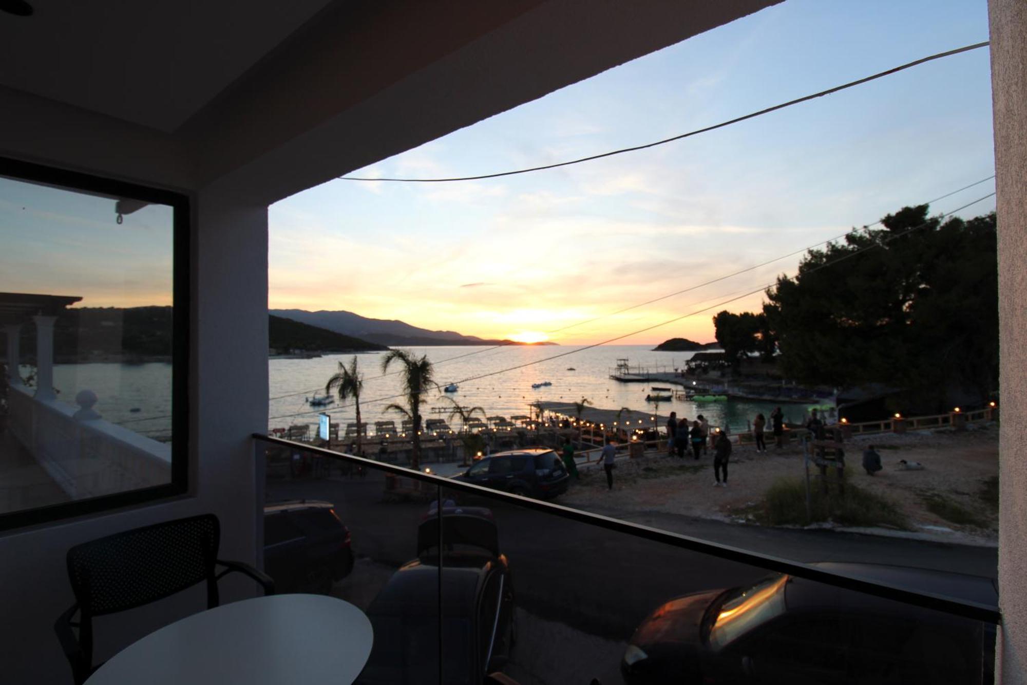 Melina'S Seaside Retreat Aparthotel Εξαμίλιο Εξωτερικό φωτογραφία