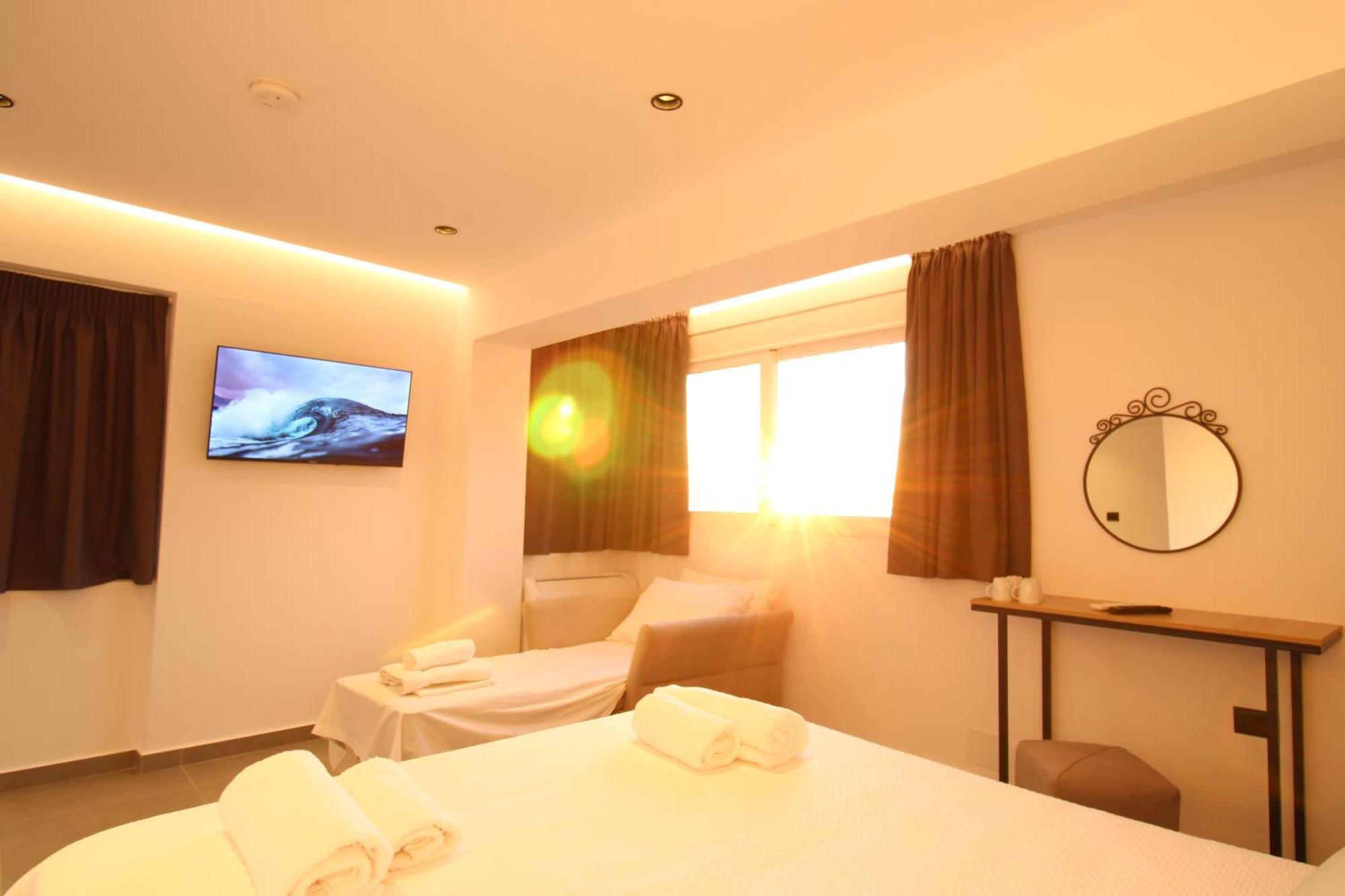Melina'S Seaside Retreat Aparthotel Εξαμίλιο Εξωτερικό φωτογραφία