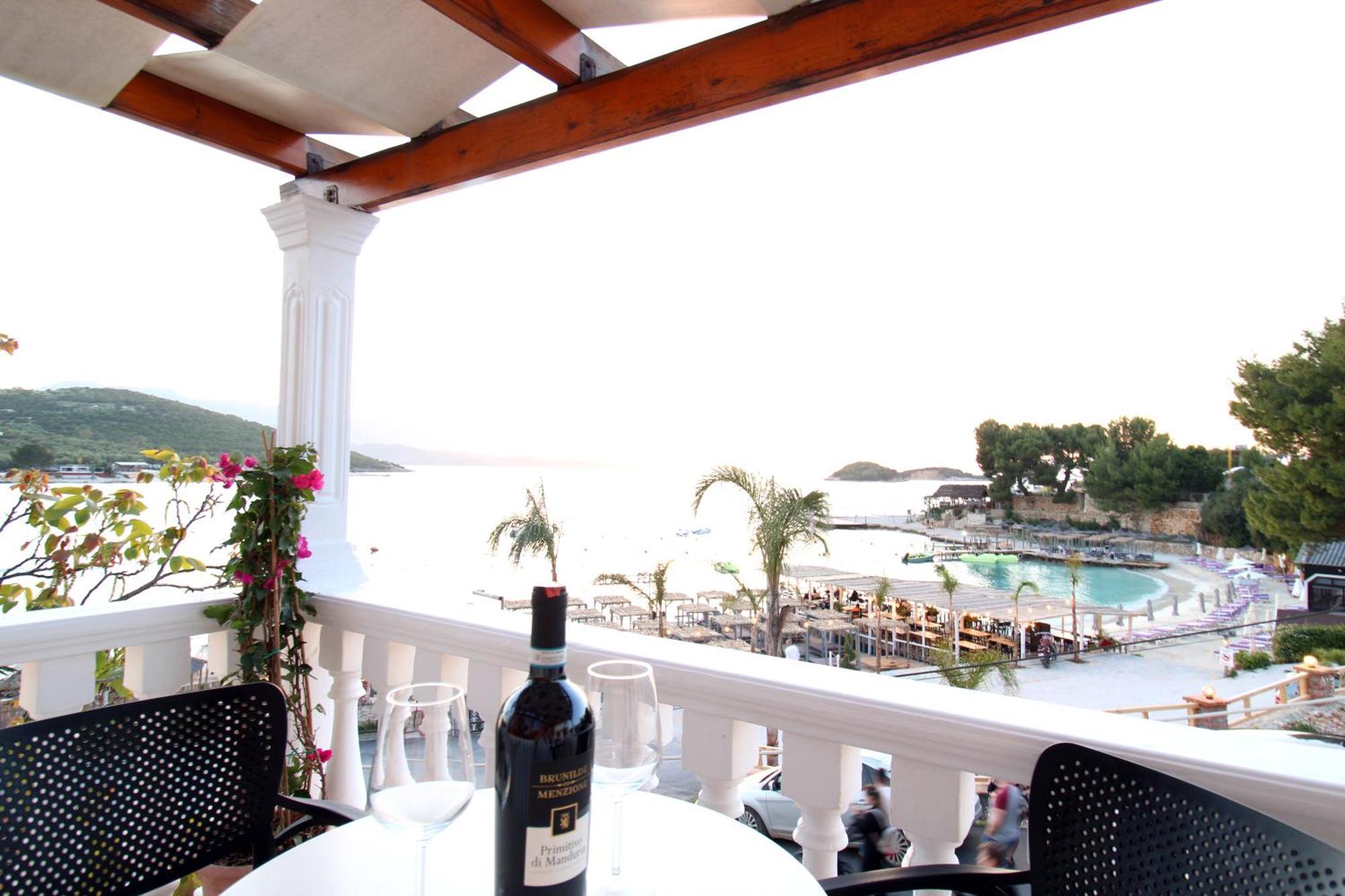 Melina'S Seaside Retreat Aparthotel Εξαμίλιο Εξωτερικό φωτογραφία
