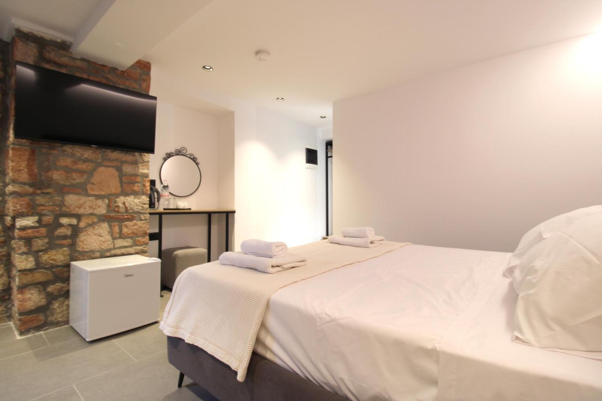 Melina'S Seaside Retreat Aparthotel Εξαμίλιο Εξωτερικό φωτογραφία