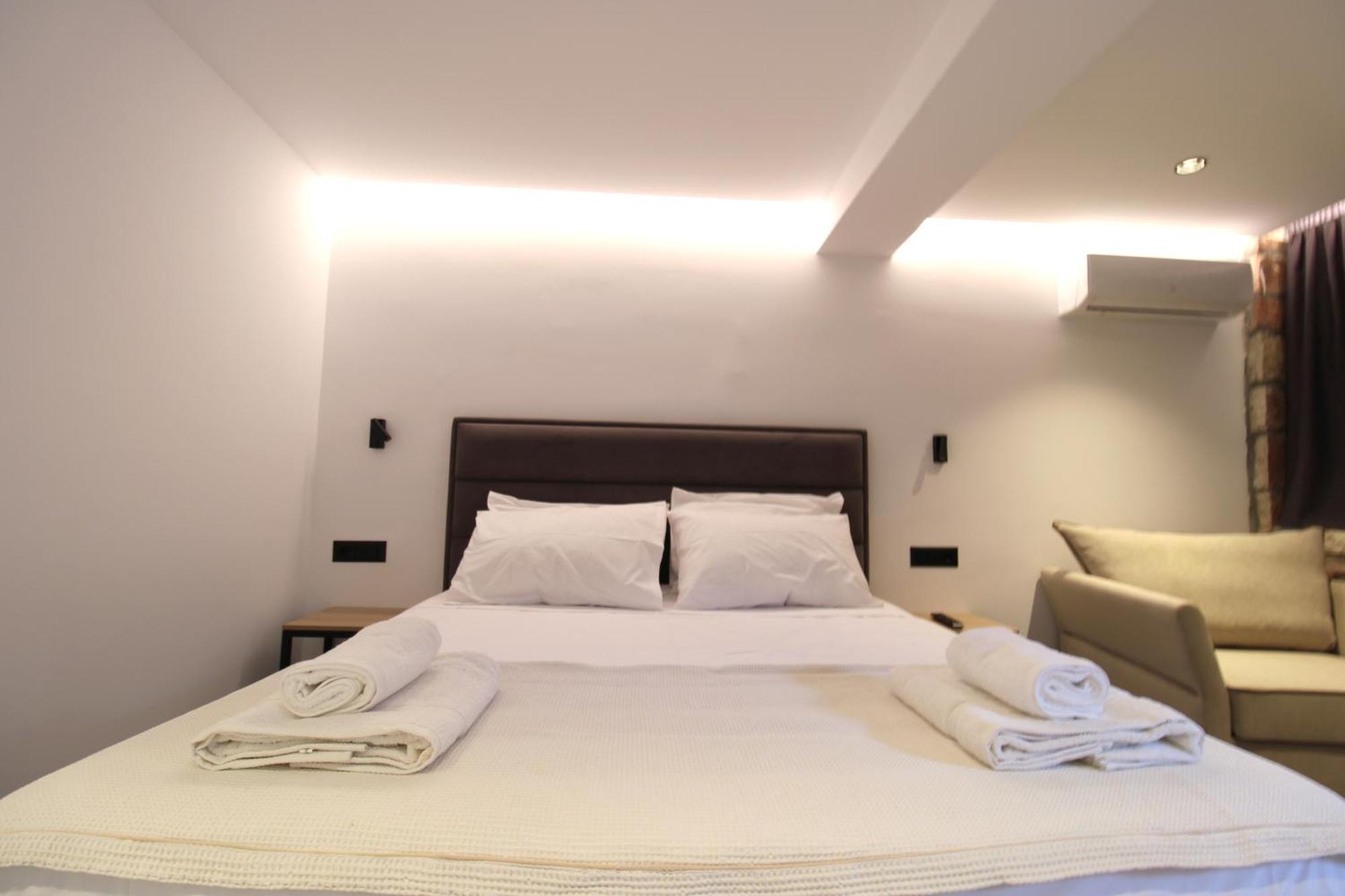 Melina'S Seaside Retreat Aparthotel Εξαμίλιο Εξωτερικό φωτογραφία
