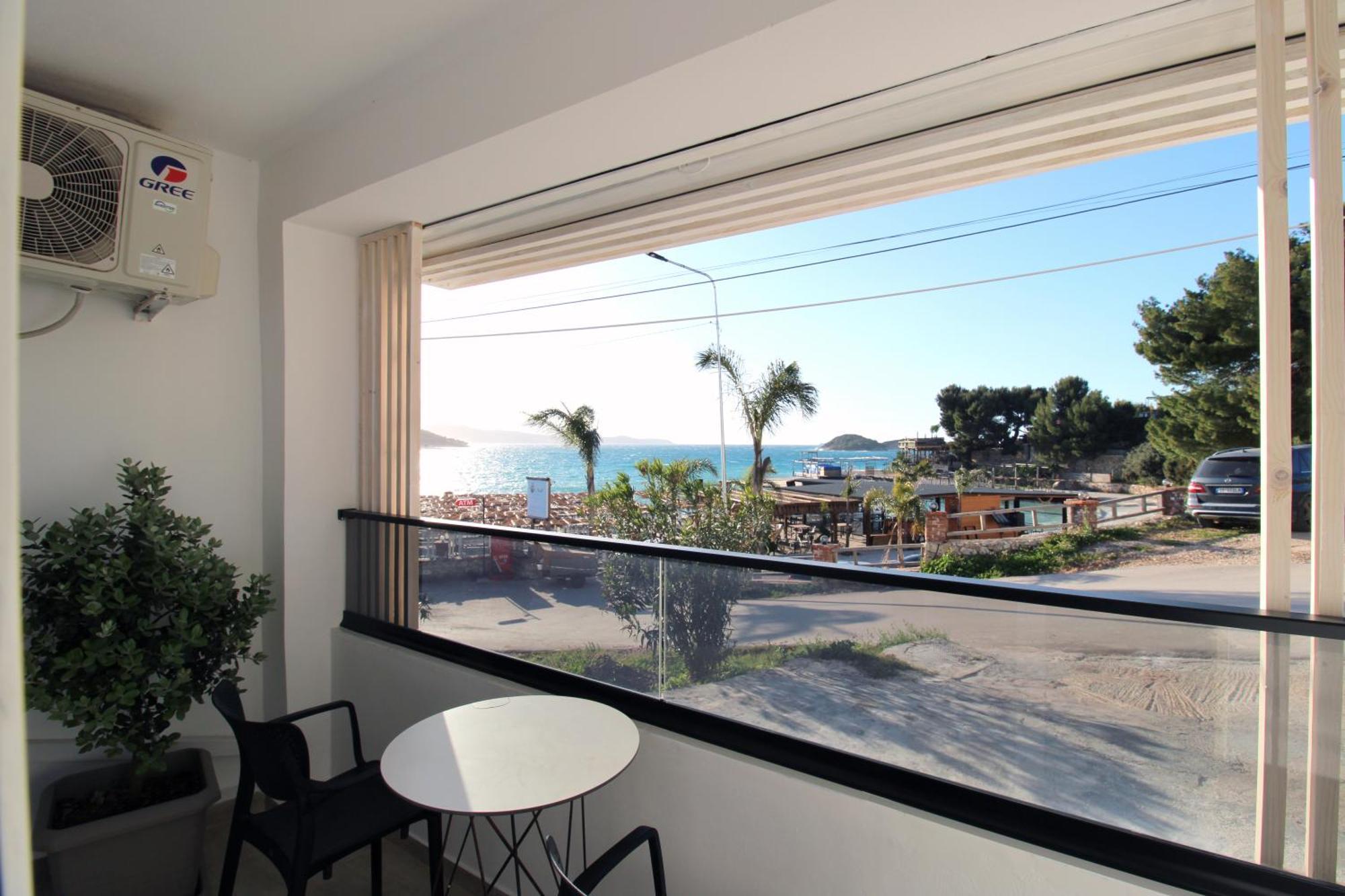 Melina'S Seaside Retreat Aparthotel Εξαμίλιο Εξωτερικό φωτογραφία